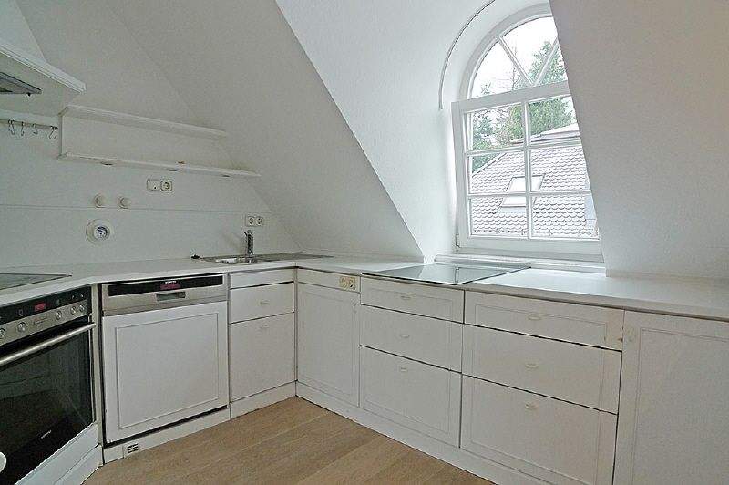 Etagenwohnung München-Solln Thalk.Obersendl.-Forsten-Fürstenr.-Solln - 4 Zimmer, 135 m&sup2;, 2.800&euro; | Angebot:24460301