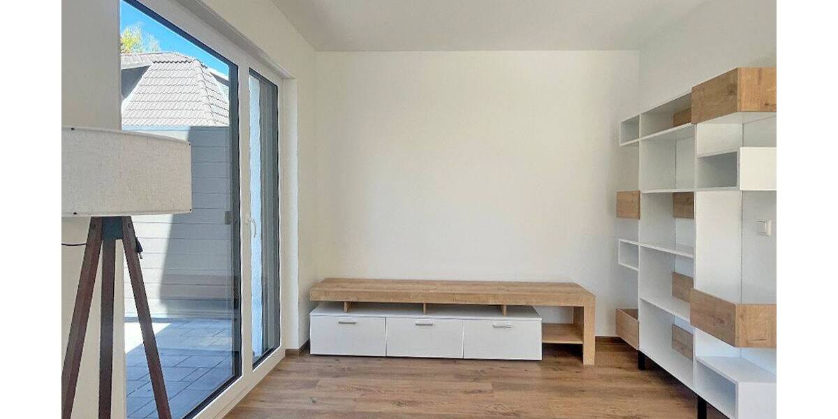 Reihenmittelhaus Hamburg Rahlstedt - 4 Zimmer, 115 m&sup2;, 2.700&euro; | Angebot:26733430