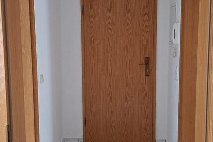 Vermietung 2-R-Wohnung, 46 m², sanierter Altbau, Obergeschoß 2 zimmer