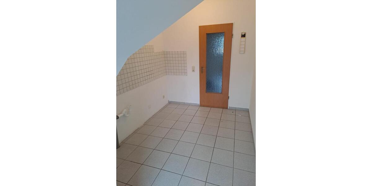 Dachgeschoßwohnung Herzogenrath - 3 Zimmer, 70 m&sup2;, 510&euro; | Angebot:26535326