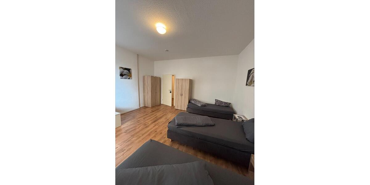 Wohnen auf Zeit Halle (Saale) Büschdorf - 12 Zimmer, 12 m&sup2;, 12&euro; | Angebot:10294514