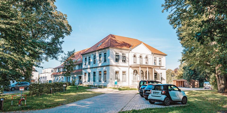 Erdgeschoßwohnung Bremen Oberneuland - 2 Zimmer, 66 m&sup2;, 1.366&euro; | Angebot:24728666