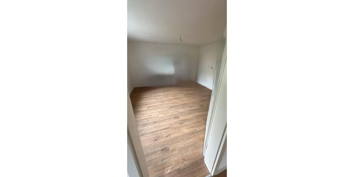Erdgeschoßwohnung Breuna - 2 Zimmer, 73 m&sup2;, 750&euro; | Angebot:26639042