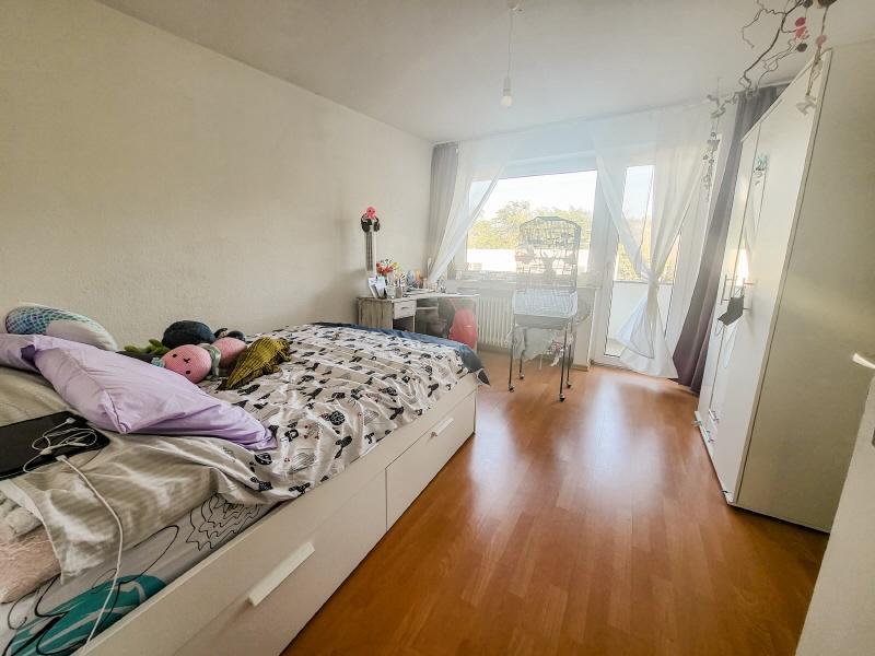 Helle 2Zi-Whg mit Balkon in ruhiger Lage! zimmer