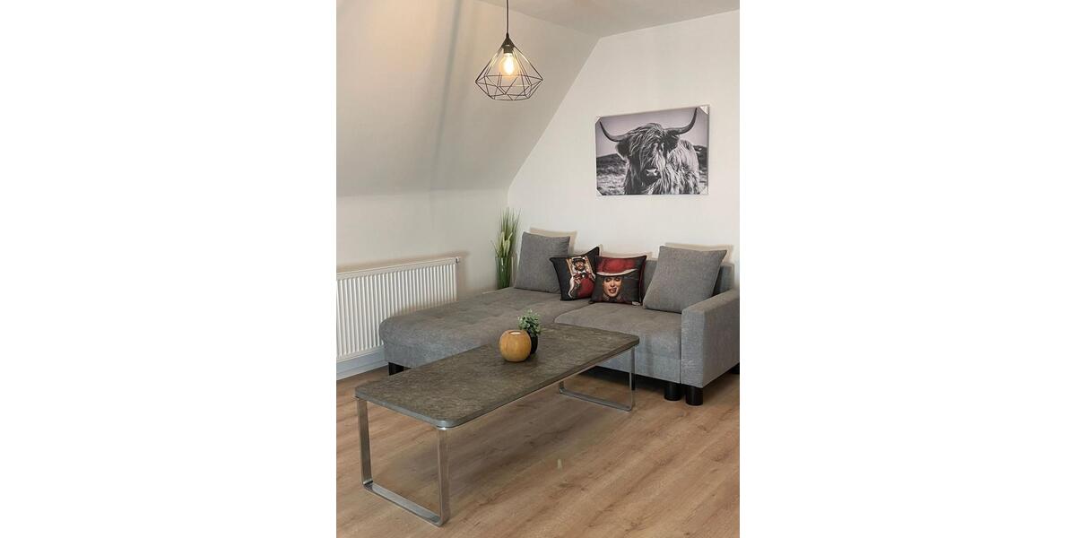 Dachgeschoßwohnung Muggensturm - 3 Zimmer, 70 m&sup2;, 1.100&euro; | Angebot:26075561