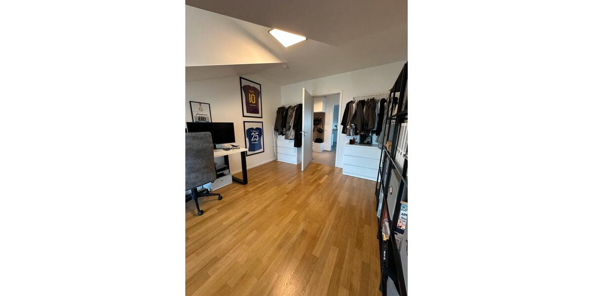 Dachgeschoßwohnung Bitburg - 3 Zimmer, 104 m&sup2;, 1.270&euro; | Angebot:25952477