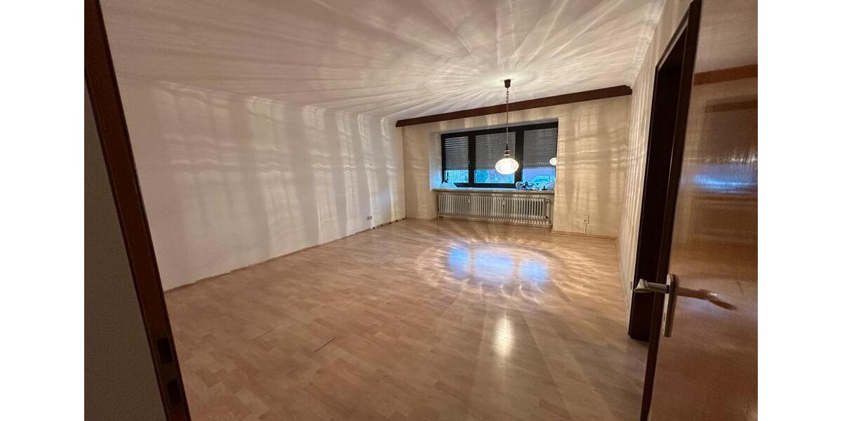 Erdgeschoßwohnung Kehl - 5 Zimmer, 150 m&sup2;, 1.200&euro; | Angebot:24788308