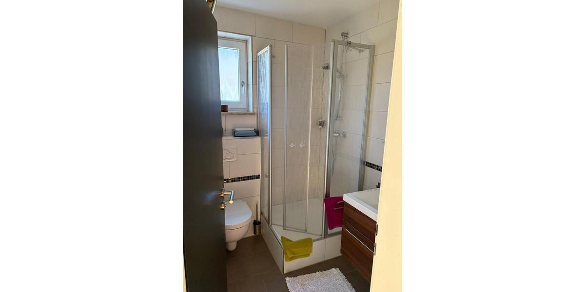 Wohnung neu möbeliert zu vermieten 1 zimmer