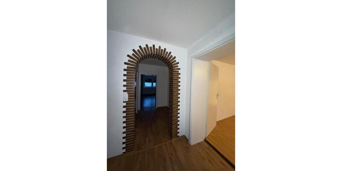 Erdgeschoßwohnung Flieden - 4 Zimmer, 120 m&sup2;, 850&euro; | Angebot:24773449