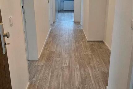 4 Zimmer Dachgeschoss Wohnung 4 zimmer