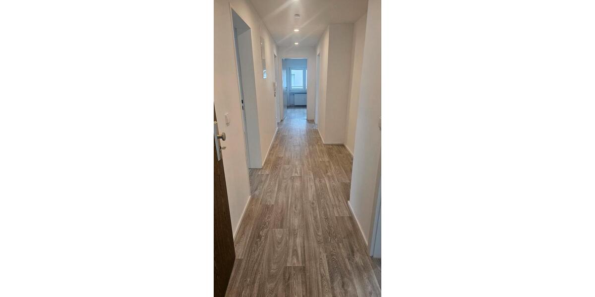 4 Zimmer Dachgeschoss Wohnung 4 zimmer