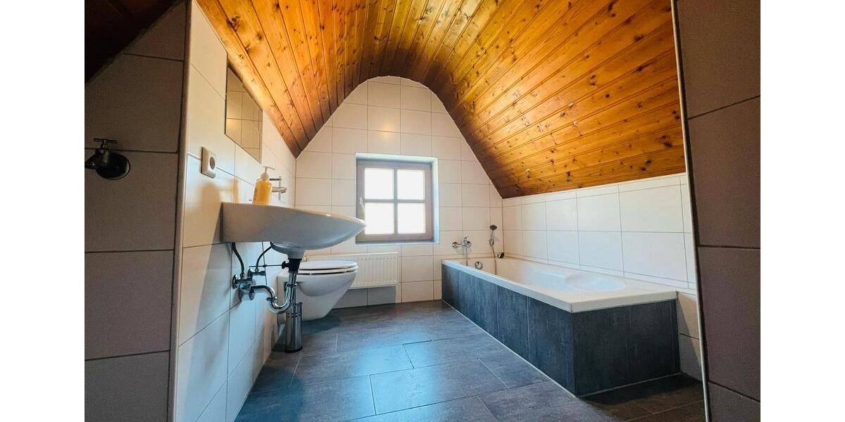 Wohnen auf Zeit Kammeltal - 4 Zimmer, 98 m&sup2;, 18&euro; | Angebot:26150326