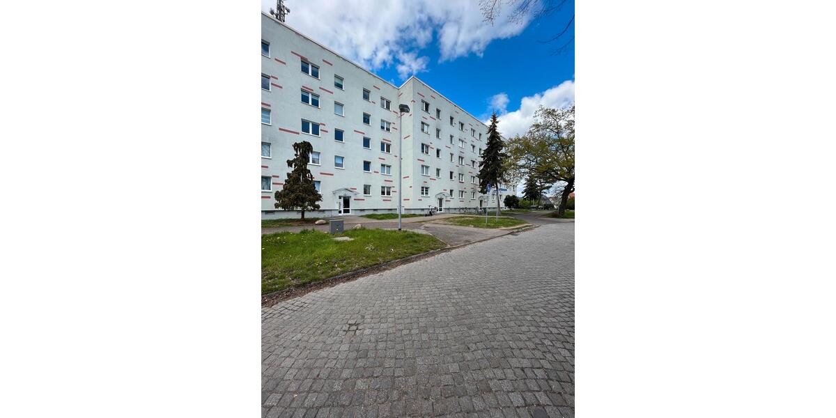 Etagenwohnung Magdeburg Brückfeld - 4 Zimmer, 65 m&sup2;, 475&euro; | Angebot:21693995