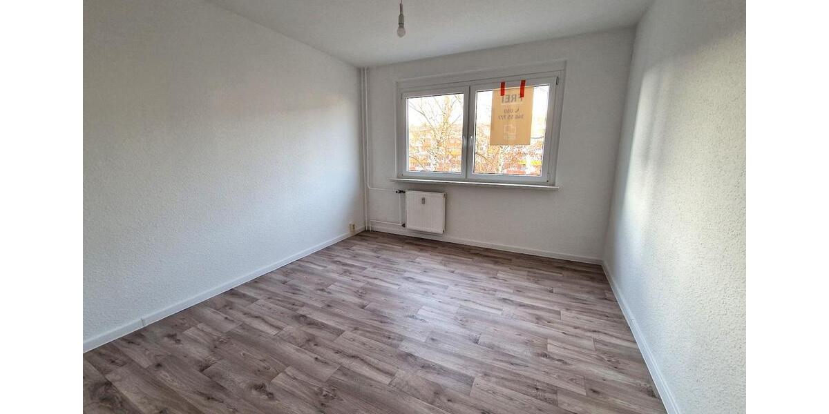 Etagenwohnung Prenzlau - 4 Zimmer, 75 m&sup2;, 448&euro; | Angebot:25654518
