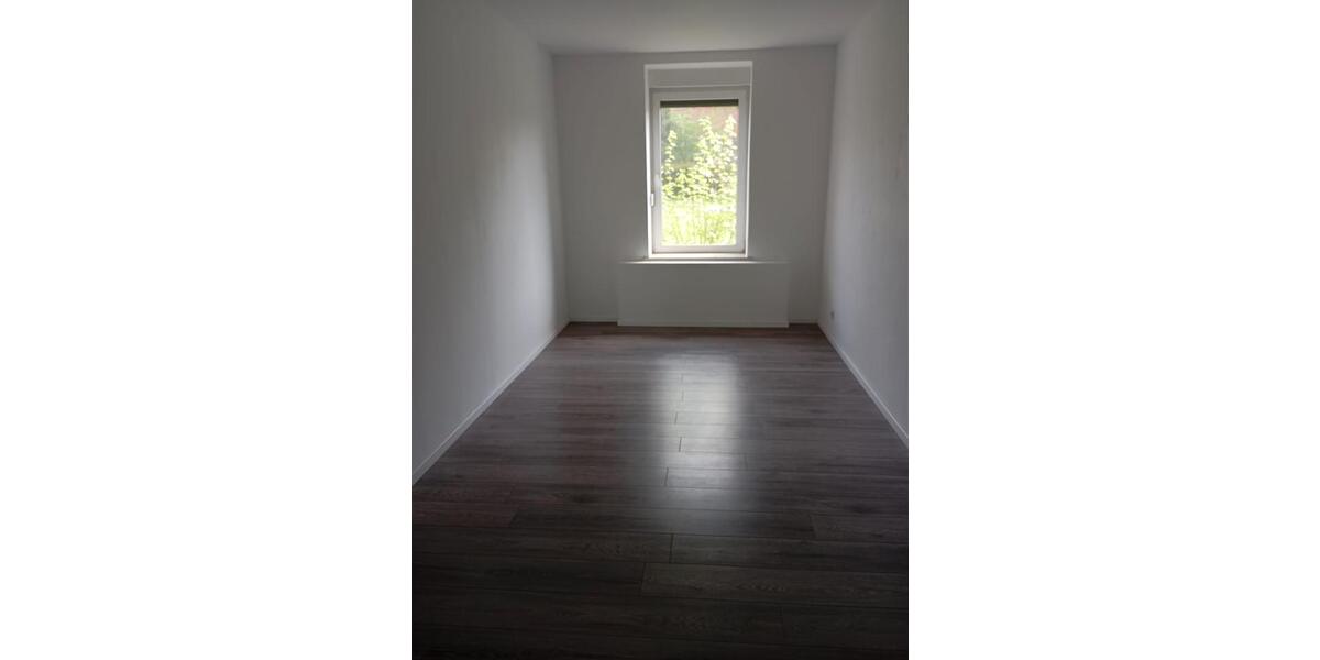 Erdgeschoßwohnung Rätzlingen - 4 Zimmer, 83 m&sup2;, 590&euro; | Angebot:26547824