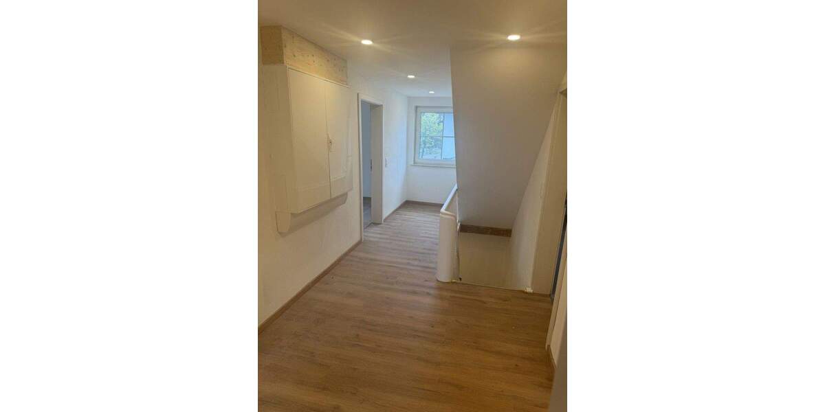 Familienfreundliches EinfamilienhausBauernhaus in Landensberg 8 zimmer