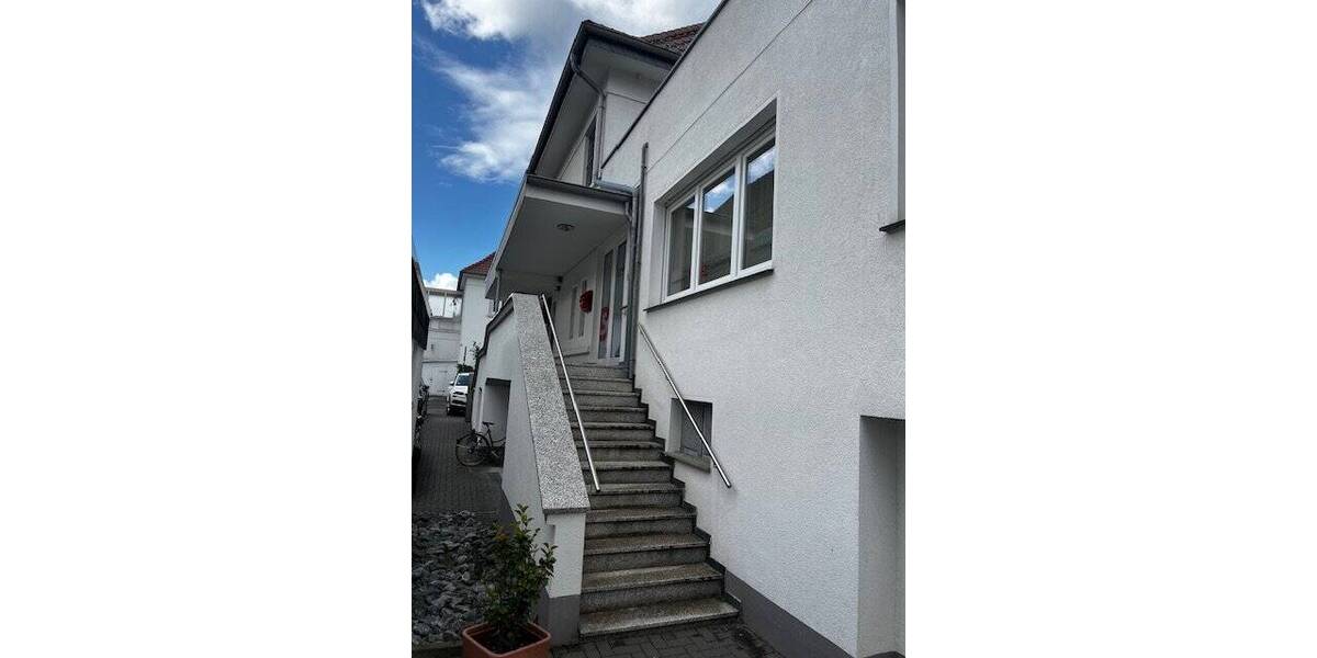 Gewerbeobjekt Lippstadt Kernstadt - 4 Zimmer, 126 m&sup2;, 1.350&euro; | Angebot:25664642