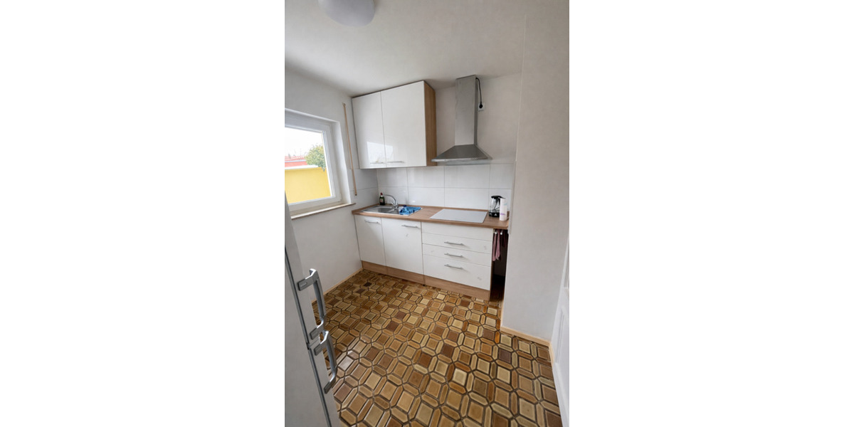 Etagenwohnung Rothenburg ob der Tauber - 5 Zimmer, 220 m&sup2;, 70&euro; | Angebot:25962944