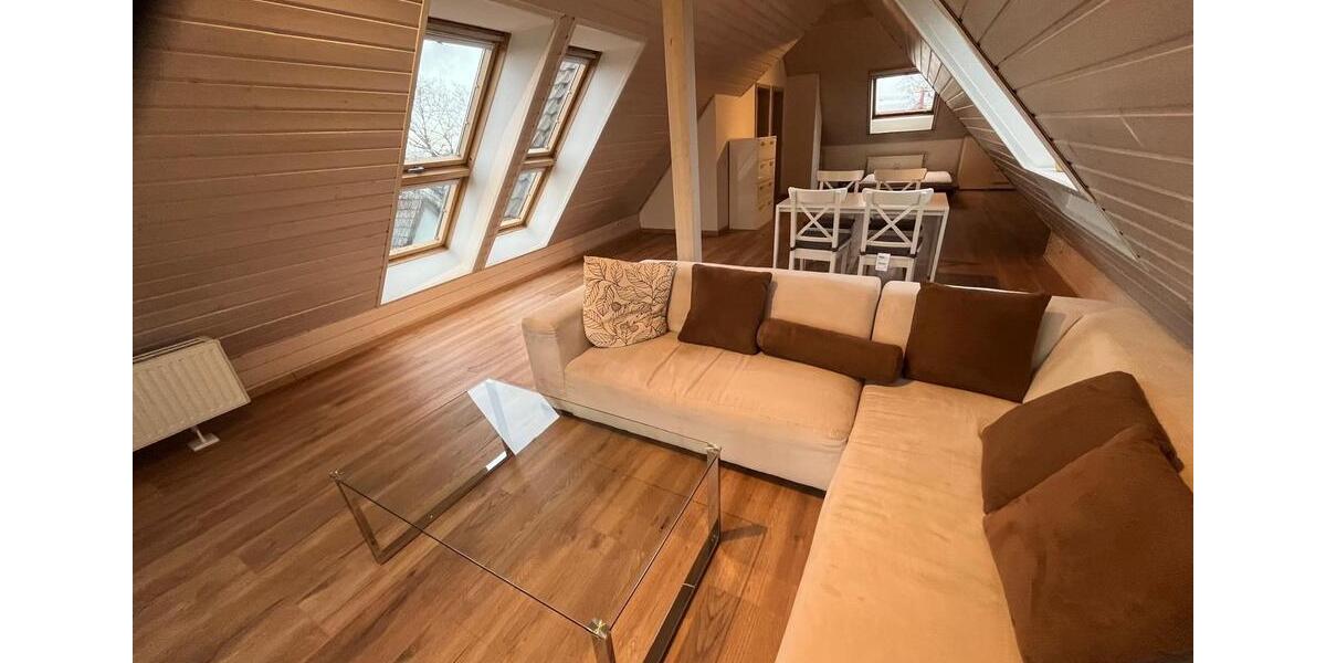 1 ZKB Wohnung, komplett möbliert, Dachgeschoss in zentraler Lage 1 zimmer