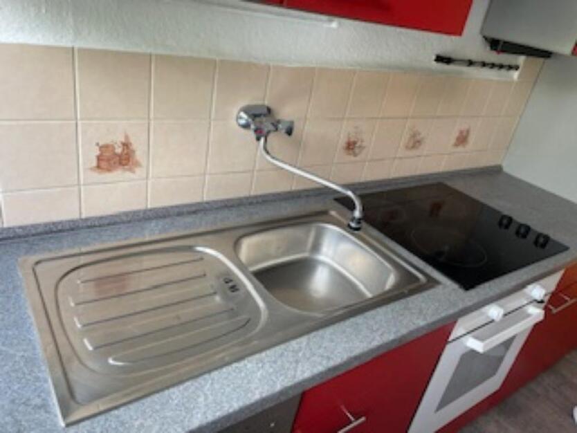 3-Zimmer Wohnung Badewanne, Balkon, WG, Medizinstudenten, 500€