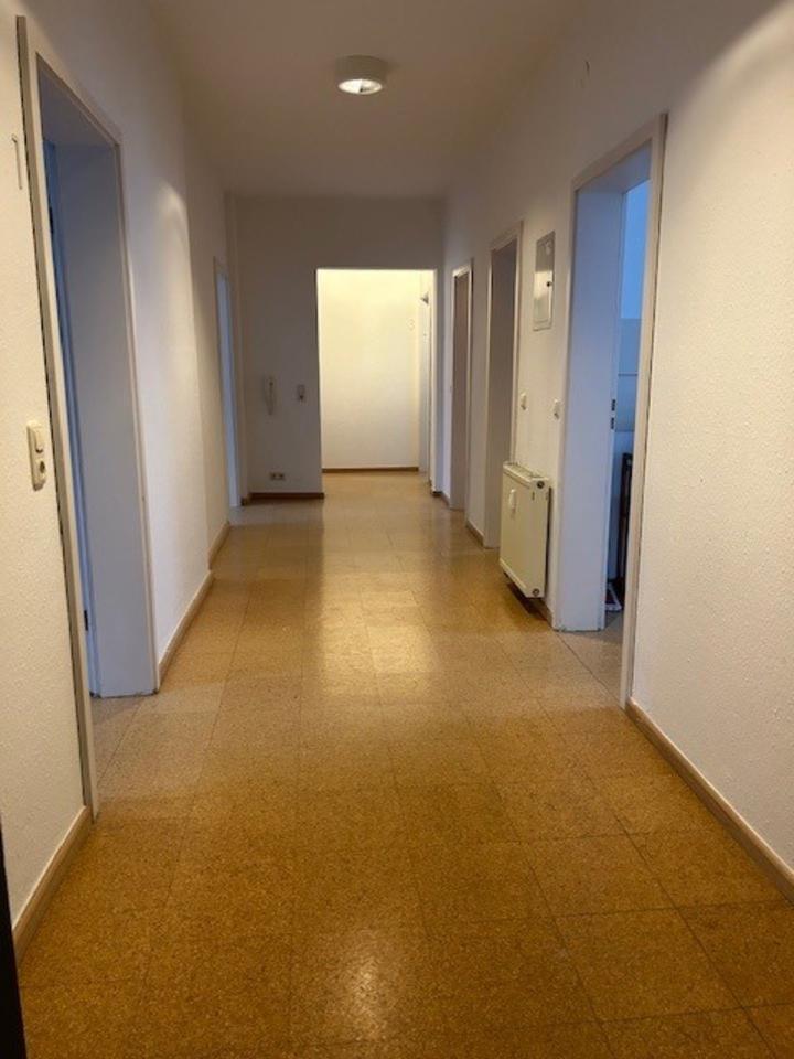 Vielseitige 4-Zimmer-Wohnung – ideal zum Wohnen oder als Gewerbeeinheit (Lindauer Str.) zimmer