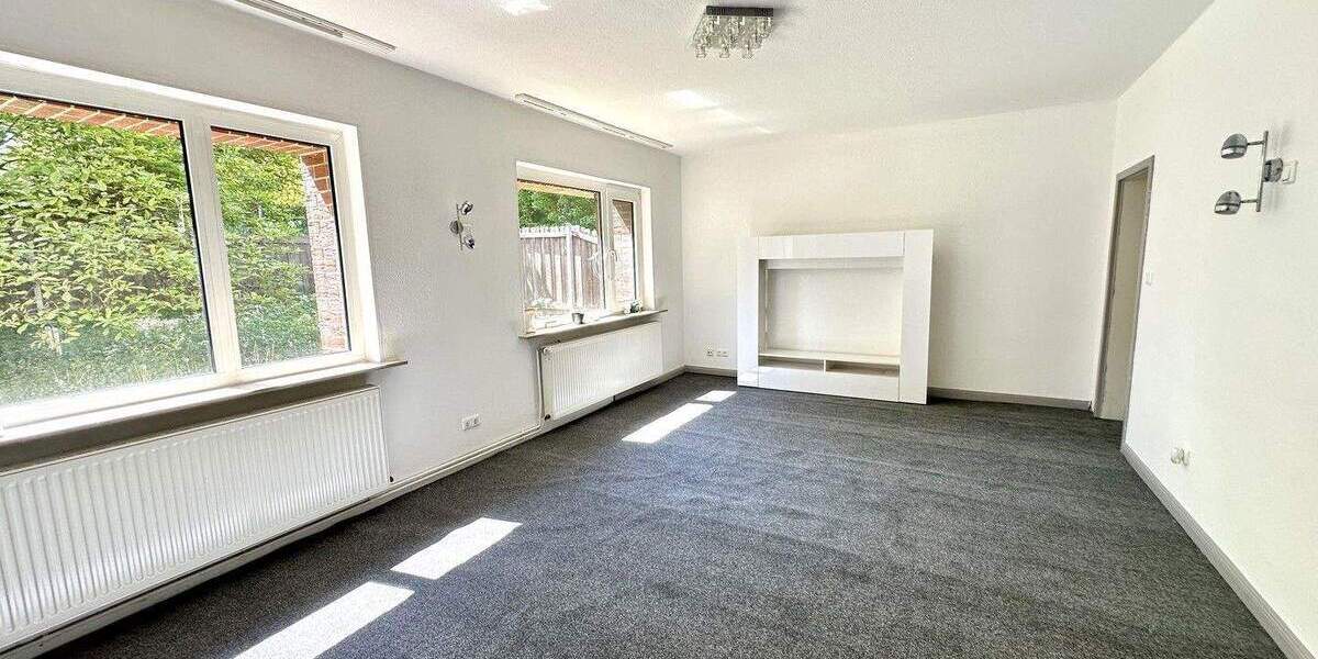 Praktische 2,5 Zimmer EG-Wohnung mit Stellplatz und Garten 3 zimmer