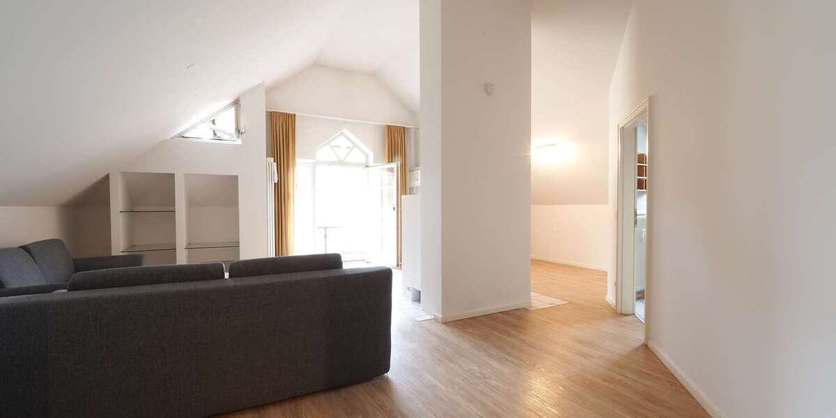 Etagenwohnung Traunstein - 3 Zimmer, 96 m&sup2;, 1.290&euro; | Angebot:27049888