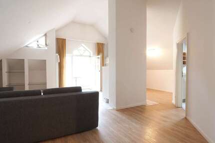 Wohnung Traunstein - 3 Zimmer, 96 m&sup2;, 1.290&euro; | Angebot:27049888