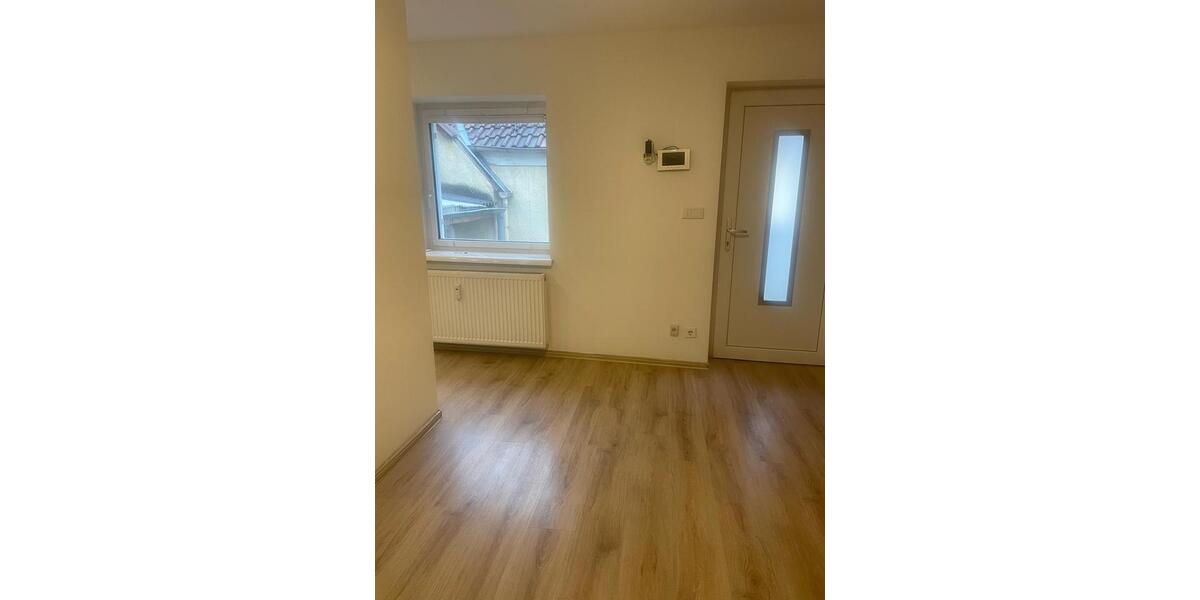 Dachgeschoßwohnung Rhodt unter Rietburg - 3 Zimmer, 950&euro; | Angebot:22628624