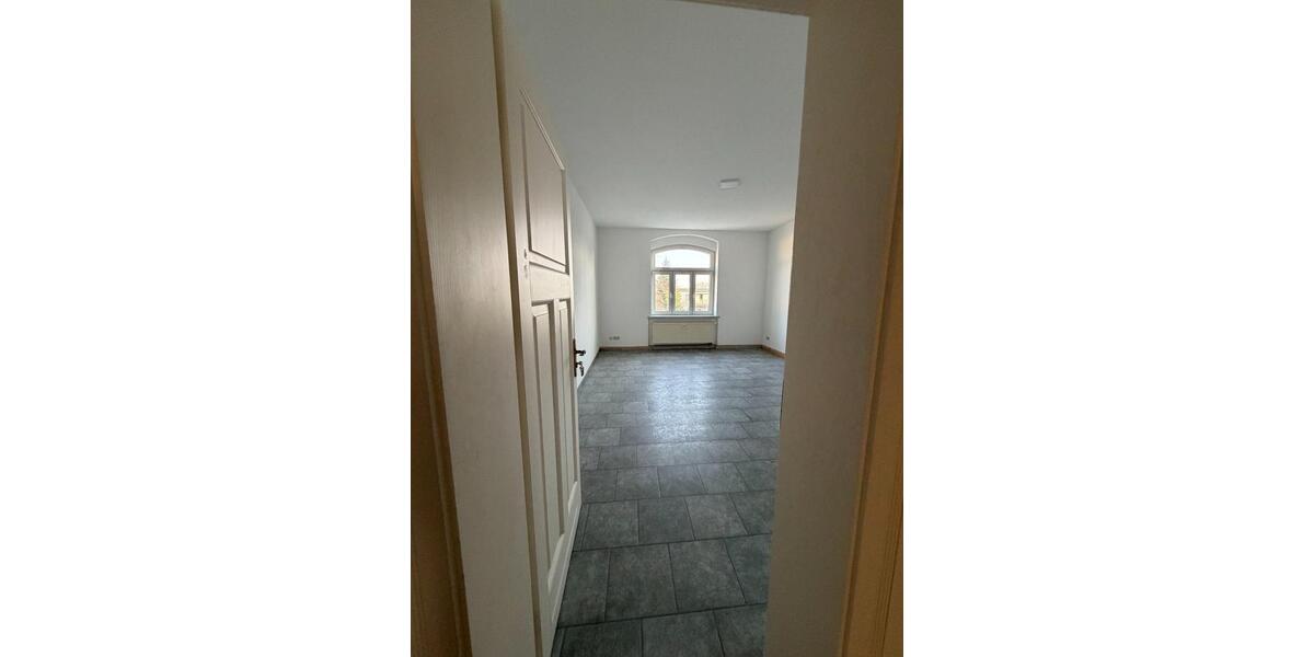 Etagenwohnung Ebersbach - 3 Zimmer, 85 m&sup2;, 550&euro; | Angebot:25753386