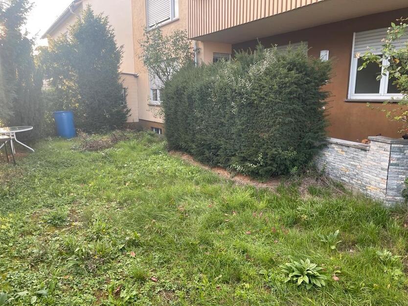 1 Zimmer Möbliert in 3er WG (ca. 20qm)