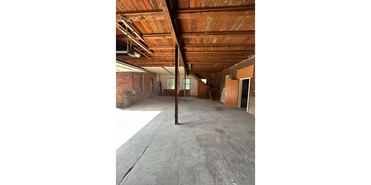 Etagenwohnung Stadthagen - 1 Zimmer, 250 m&sup2;, 500&euro; | Angebot:26019367