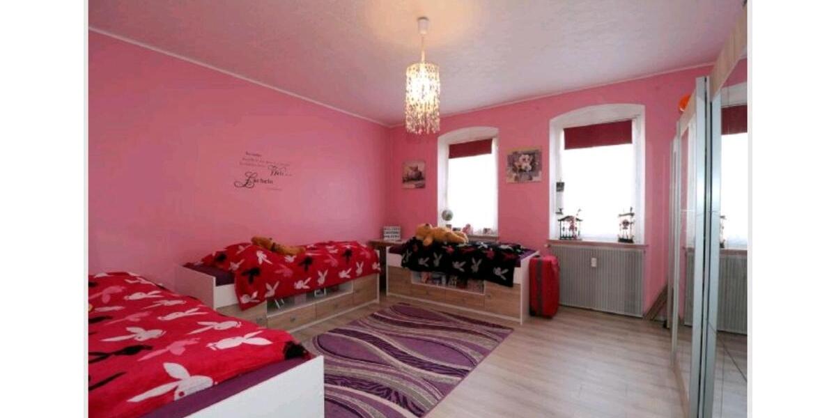 Etagenwohnung Rehau - 4 Zimmer, 125 m&sup2;, 690&euro; | Angebot:24875794