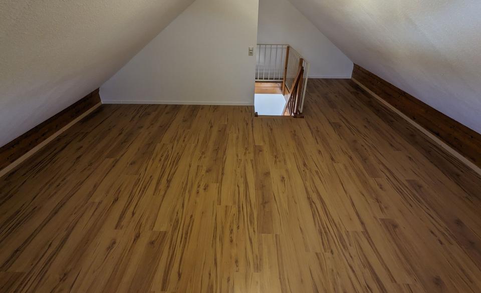 Dachgeschoßwohnung Bietigheim-Bissingen Bissingen - 3 Zimmer, 67 m&sup2;, 1.085&euro; | Angebot:26004497