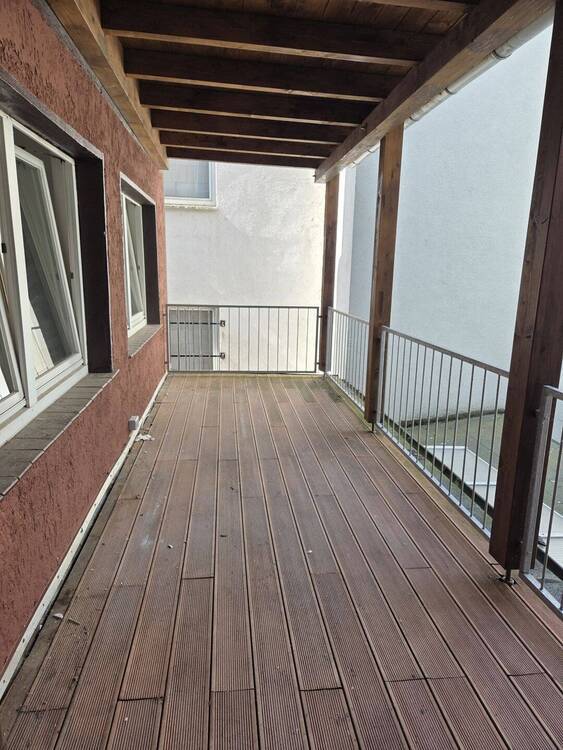 Erstbezug nach Sanierung - 3,5 RW im Zentrum mit großem Balkon