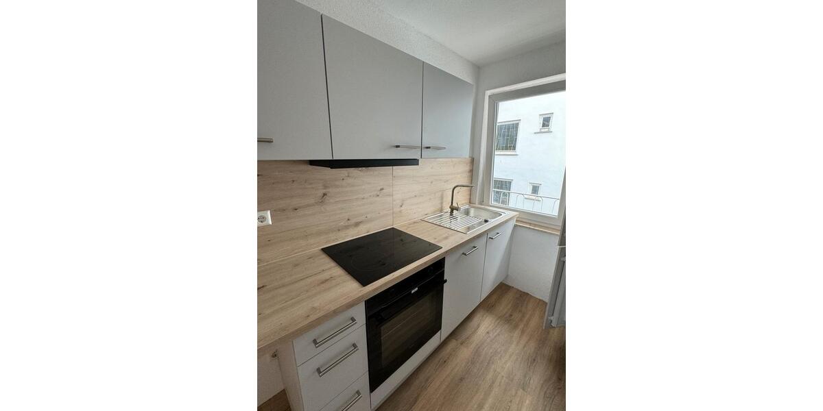 Etagenwohnung Albstadt - 2 Zimmer, 66 m&sup2;, 900&euro; | Angebot:26636271