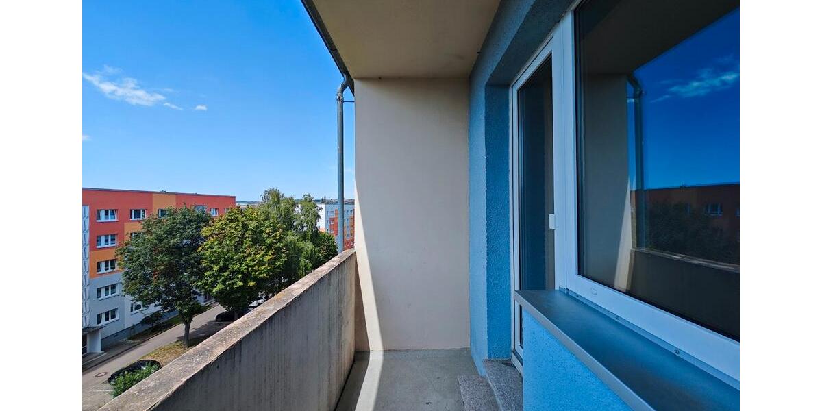 Etagenwohnung Sangerhausen - 4 Zimmer, 72 m&sup2;, 430&euro; | Angebot:26662546