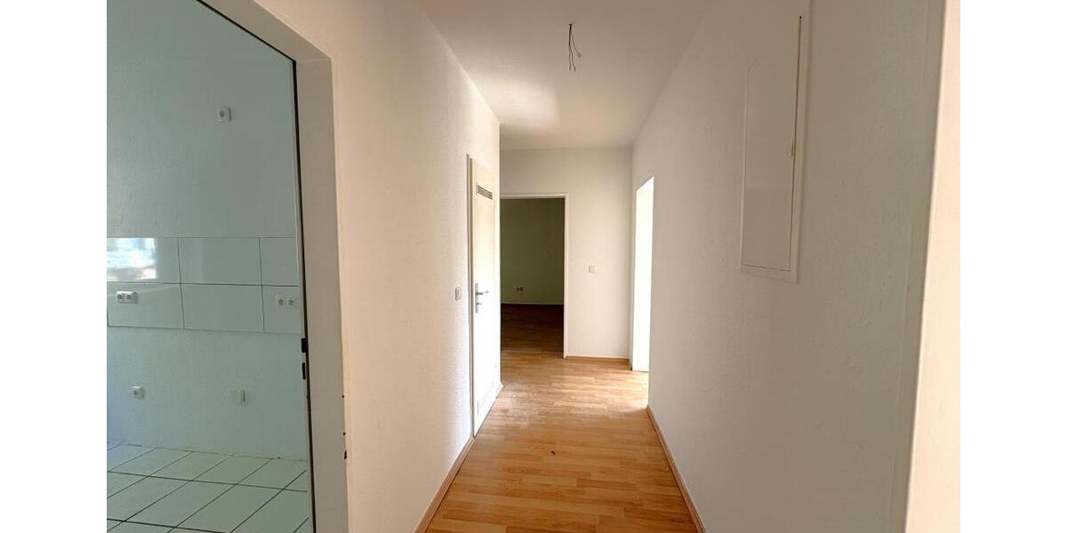 Etagenwohnung Bremerhaven Schiffdorferdamm - 3 Zimmer, 76 m&sup2;, 589&euro; | Angebot:26629317