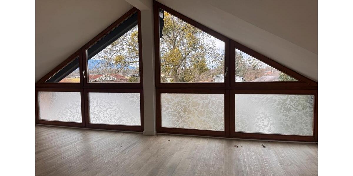 Dachgeschoßwohnung Amerang - 3 Zimmer, 70 m&sup2;, 1.000&euro; | Angebot:25270365