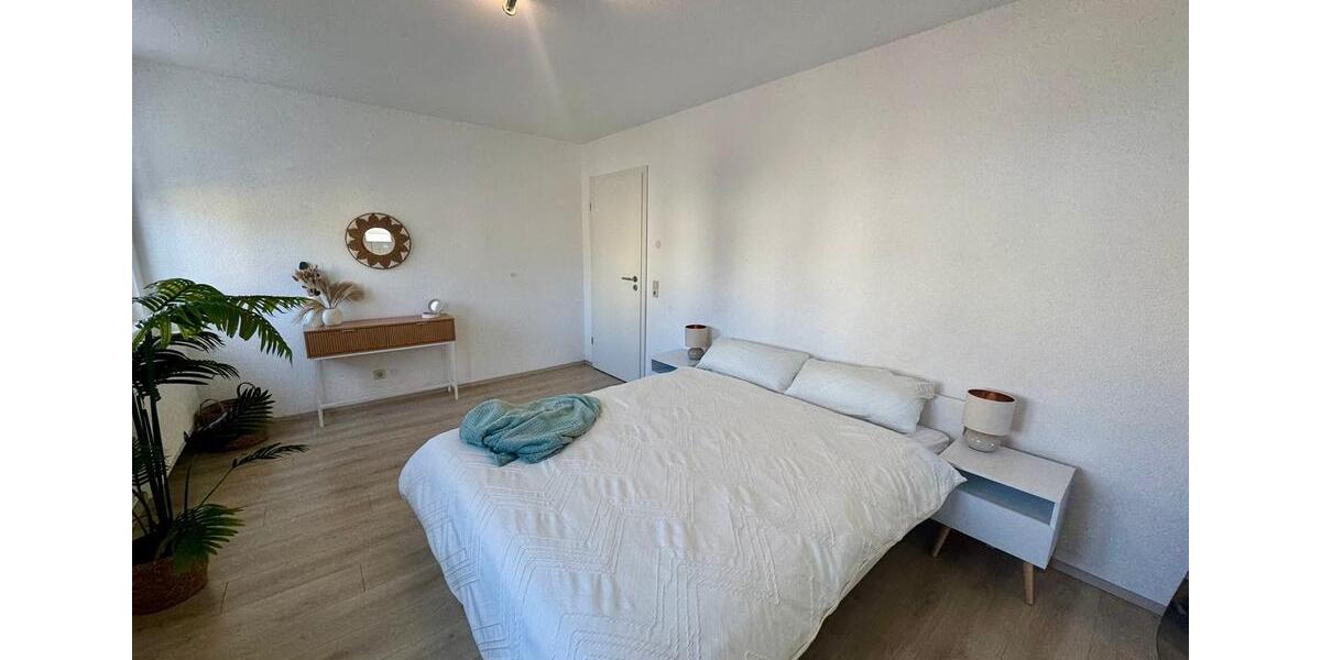 Wohnen auf Zeit Fellbach Oeffingen - 4 Zimmer, 82 m&sup2;, 2.450&euro; | Angebot:25368200