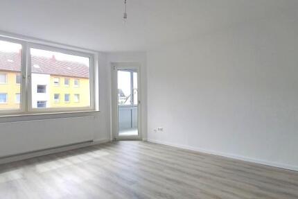 Kernsaniert! 3-Zimmer-Wohnung mit Balkon zimmer