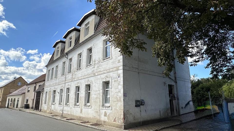 Dachgeschoßwohnung Bad Schmiedeberg - 3 Zimmer, 67 m&sup2;, 400&euro; | Angebot:24307126