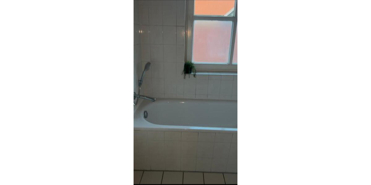 Etagenwohnung Huy - 2 Zimmer, 65 m&sup2;, 325&euro; | Angebot:26663980