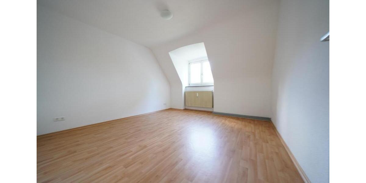 Dachgeschoßwohnung Bebra - 3 Zimmer, 54 m&sup2;, 385&euro; | Angebot:26553858
