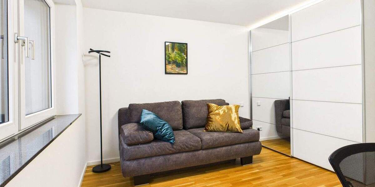 Etagenwohnung Stuttgart Feuerbach - 3 Zimmer, 94 m&sup2;, 2.020&euro; | Angebot:24683701