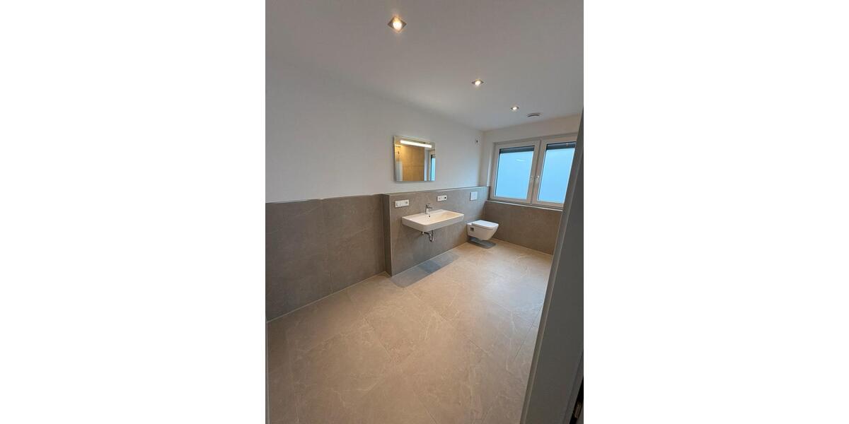 Erdgeschoßwohnung Hiddenhausen - 1 Zimmer, 119 m&sup2;, 1.834&euro; | Angebot:24818934