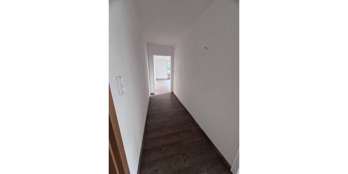 Etagenwohnung Siegen - 5 Zimmer, 111 m&sup2;, 1.150&euro; | Angebot:24752166