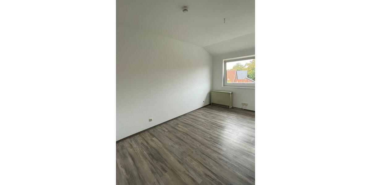 Etagenwohnung Edemissen - 2 Zimmer, 48 m&sup2;, 385&euro; | Angebot:25855445