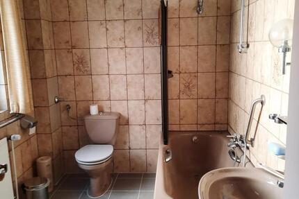 Schöne 3-Zimmer-Wohnung im EG eines Mehrfamilienhauses zimmer