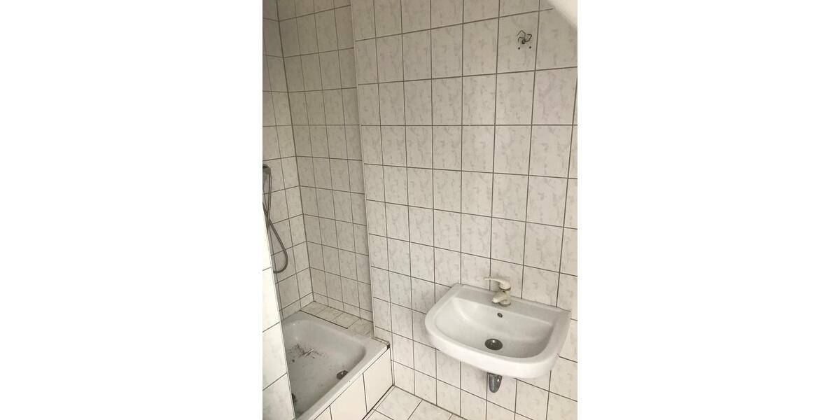 Dachgeschoßwohnung Burg - 3.5 Zimmer, 78 m&sup2;, 507&euro; | Angebot:26647186